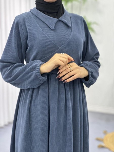 أزرق بترولي